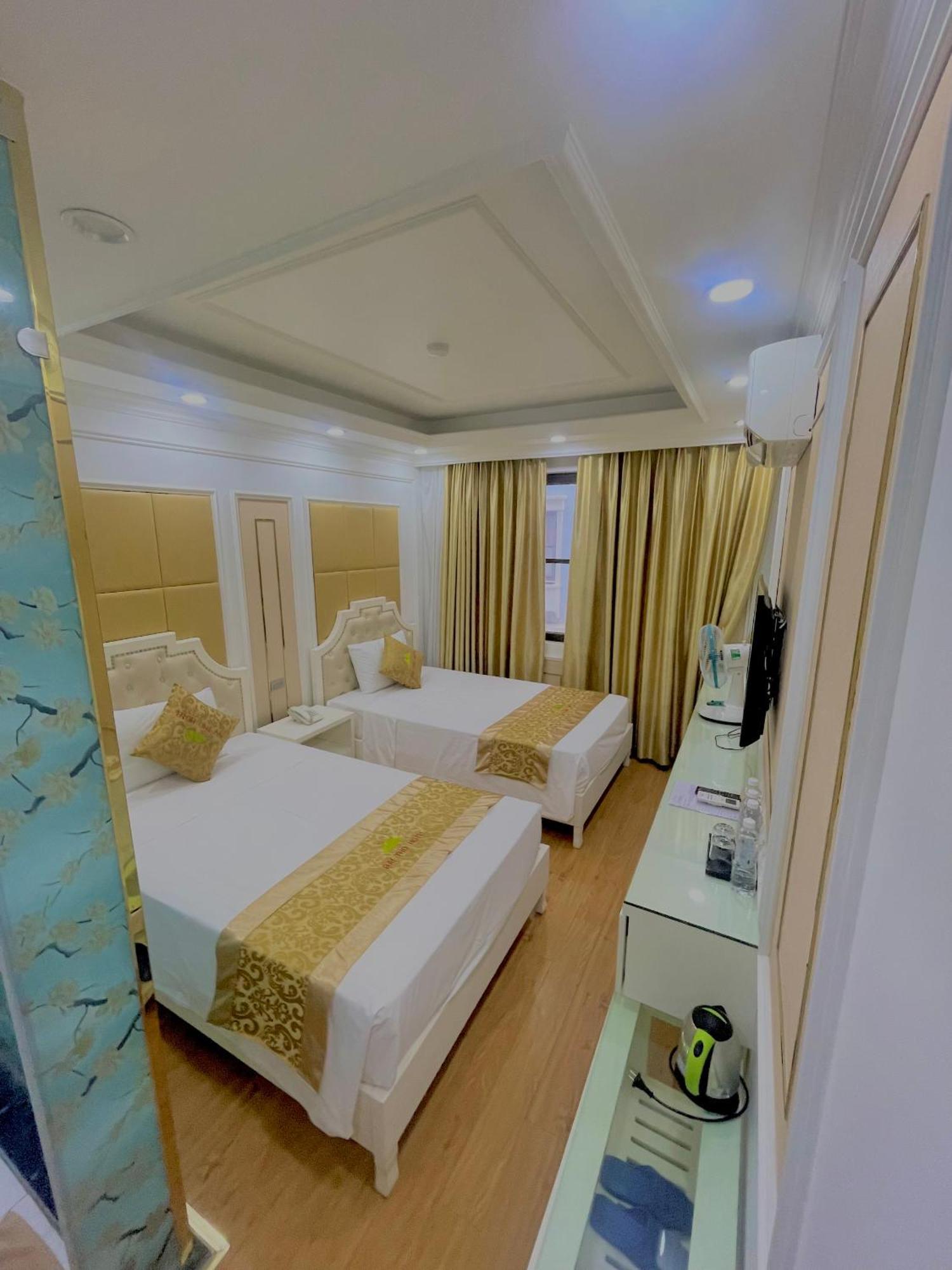 Bai Tho Mountain Hotel Hạ Long