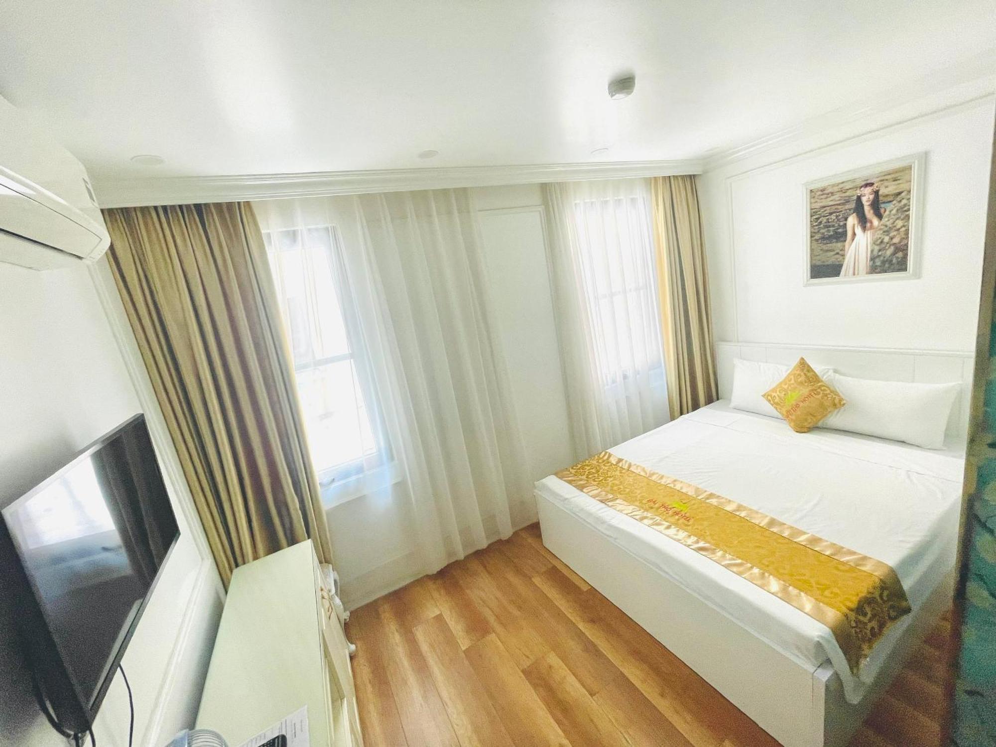 Hotel Bai Tho Mountain Hạ Long